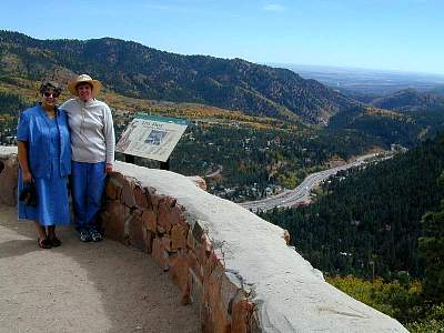 2000-1001-1055-57EM.jpg